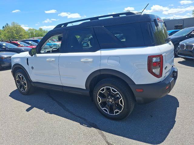 Certified 2025 Ford Bronco Sport Outer Banks w/ Outer Banks Tech Package+ AWD/4WD image 4