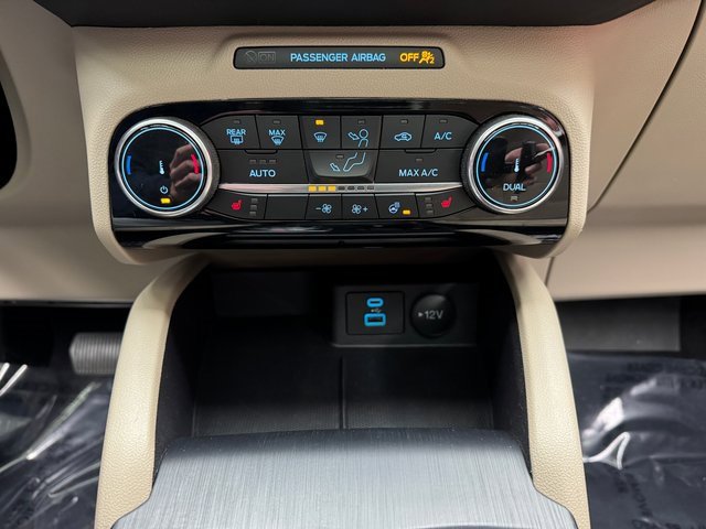 Certified 2022 Ford Escape SEL image 19