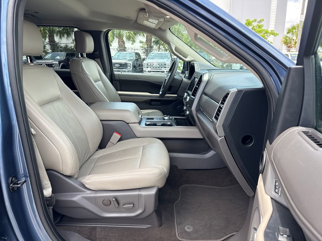 Certified 2020 Ford Expedition XLT w/ Equipment Group 202A RWD image 25