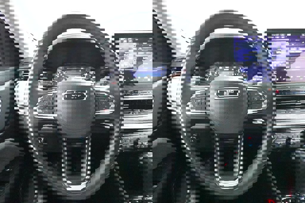 Used 2022 Jeep Compass Latitude image 11