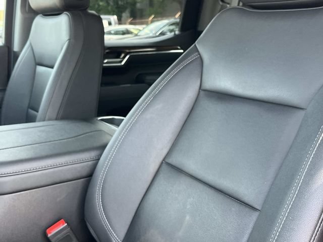 Used 2023 Chevrolet Silverado 1500 LT Trail Boss w/ LT Trail Boss Premium Package AWD/4WD image 32