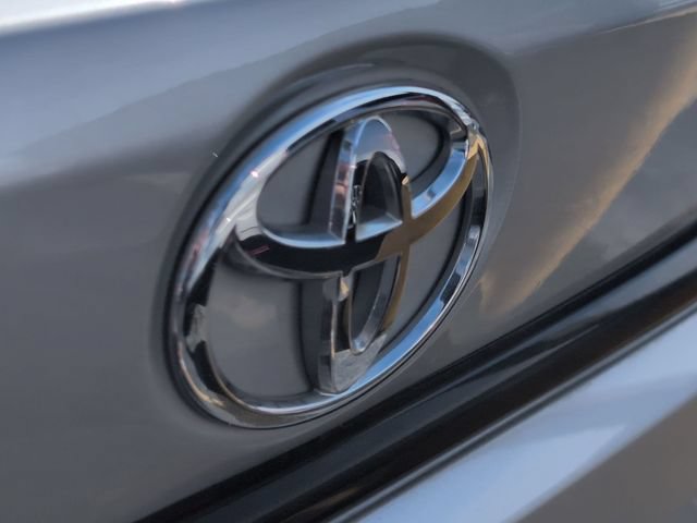 Used 2021 Toyota Corolla LE FWD image 8