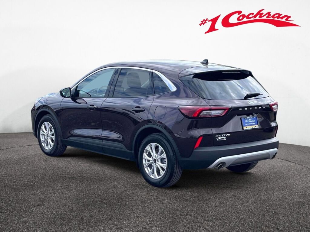 Certified 2023 Ford Escape Active FWD image 9