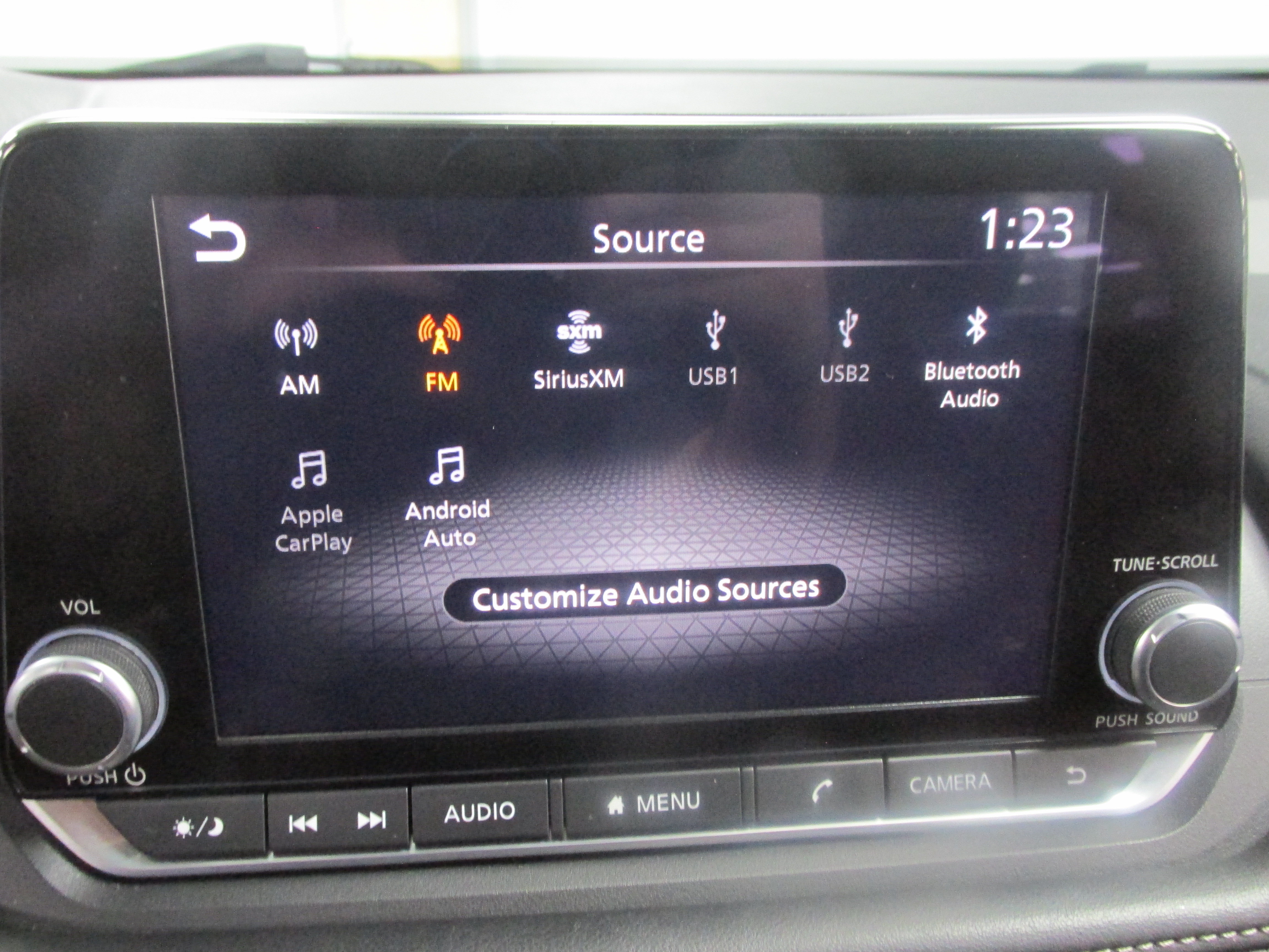 Used 2024 Nissan Rogue S FWD image 38