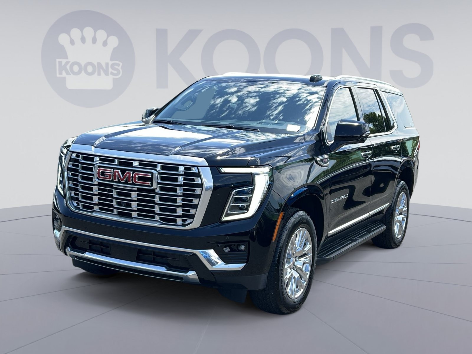 Used 2025 GMC Yukon Denali AWD/4WD image 1