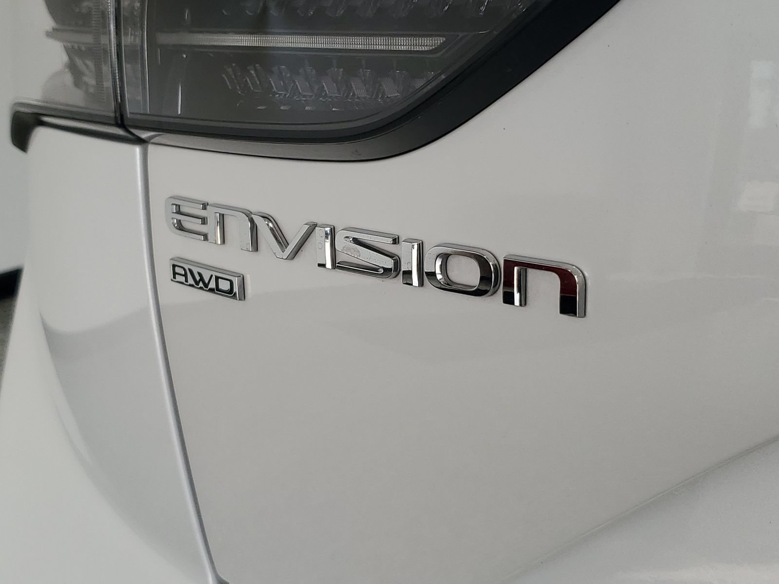Used 2024 Buick Envision Avenir AWD/4WD image 6