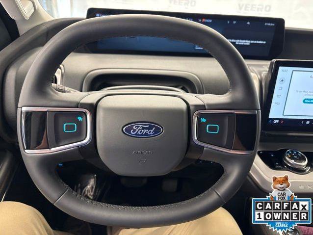 Certified 2025 Ford Expedition Active AWD/4WD image 28