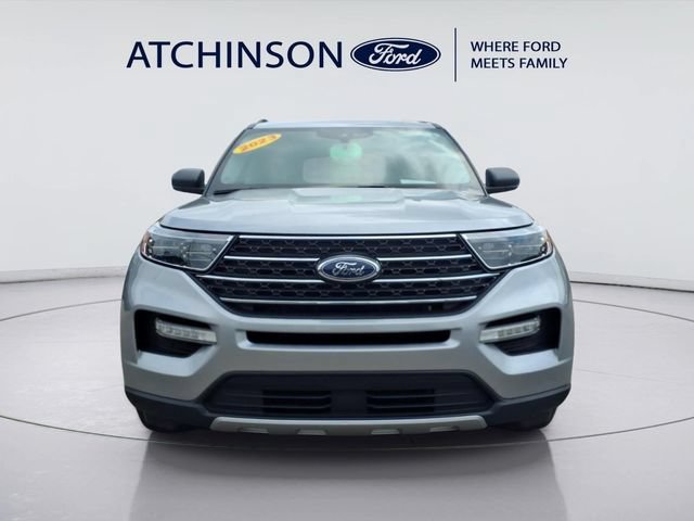 Certified 2023 Ford Explorer XLT w/ Equipment Group 202A AWD/4WD image 2