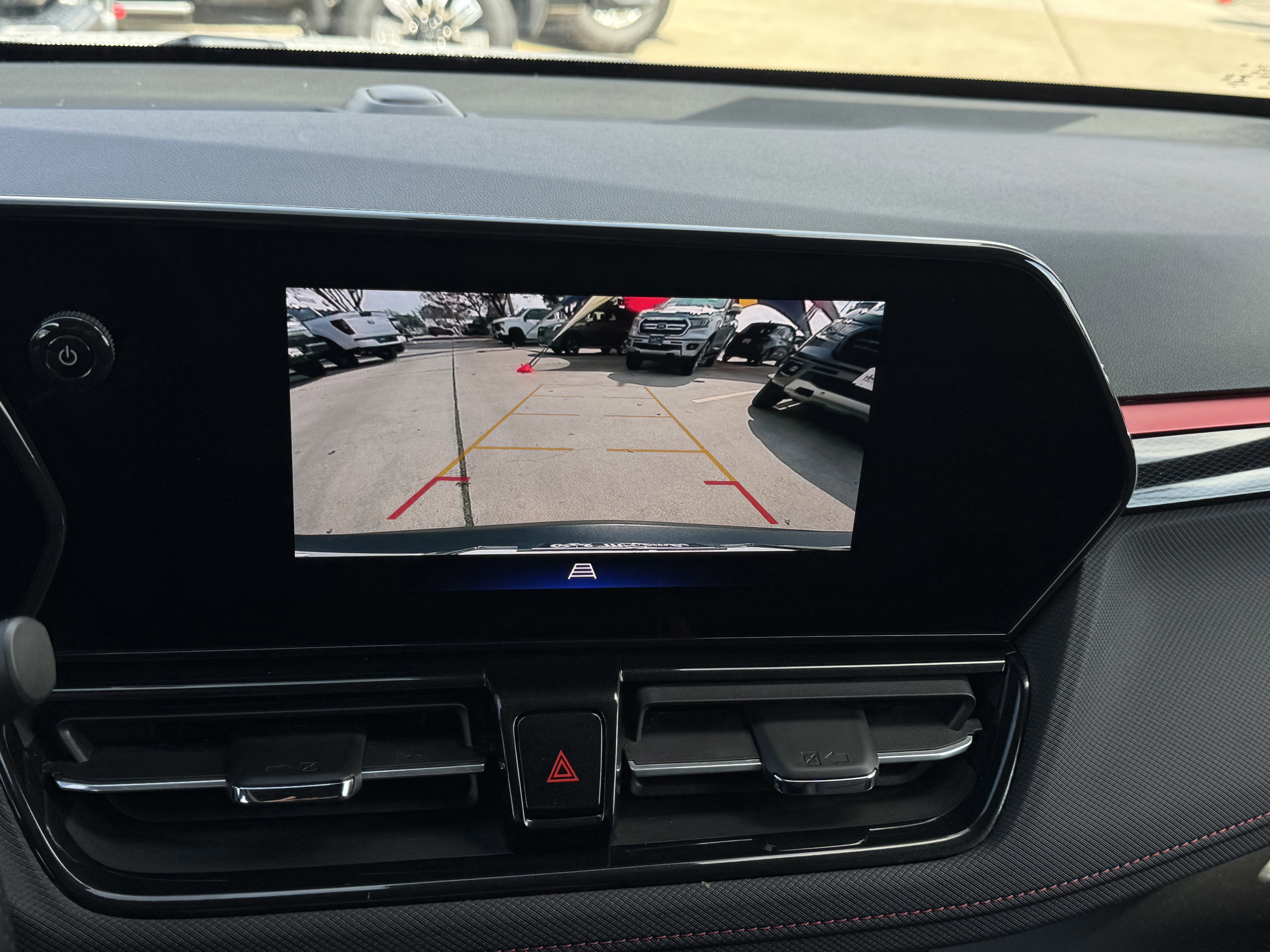 Used 2024 Chevrolet TrailBlazer RS w/ Driver Confidence Package image 25