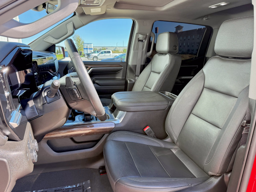 Used 2023 Chevrolet Silverado 1500 RST w/ All Star Edition Plus AWD/4WD image 11