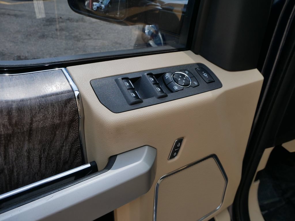 Certified 2019 Ford F250 Lariat RWD image 19
