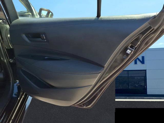 Used 2023 Toyota Corolla LE AWD/4WD image 16