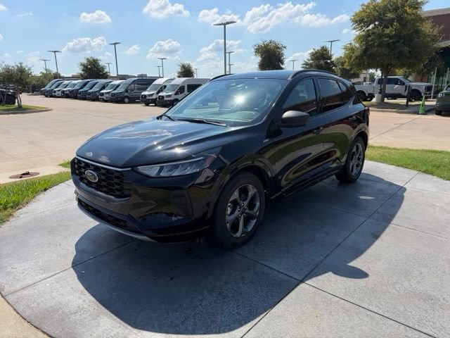 Certified 2024 Ford Escape ST-Line FWD image 3