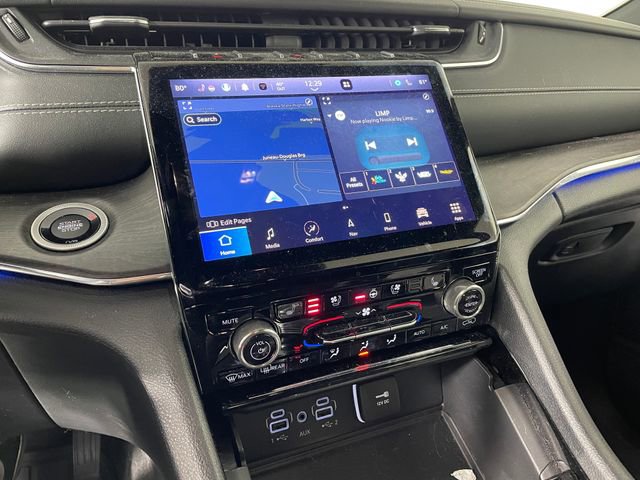 Used 2024 Jeep Grand Cherokee Overland w/ Adv Protech Group III image 7