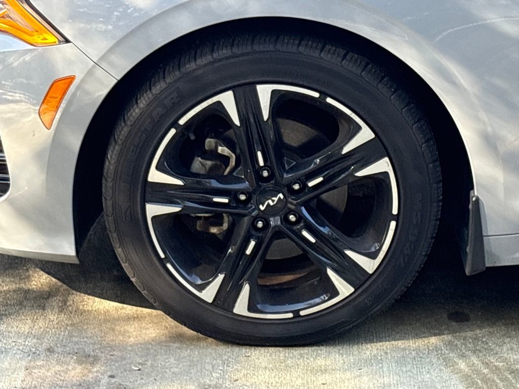 Used 2022 Kia K5 GT-Line w/ GT-Line FWD Premium Package image 12