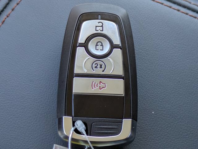 Certified 2026 Ford Maverick Lariat AWD/4WD image 30