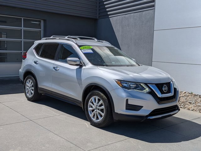 Used 2020 Nissan Rogue S w/ Special Edition Package FWD image 2