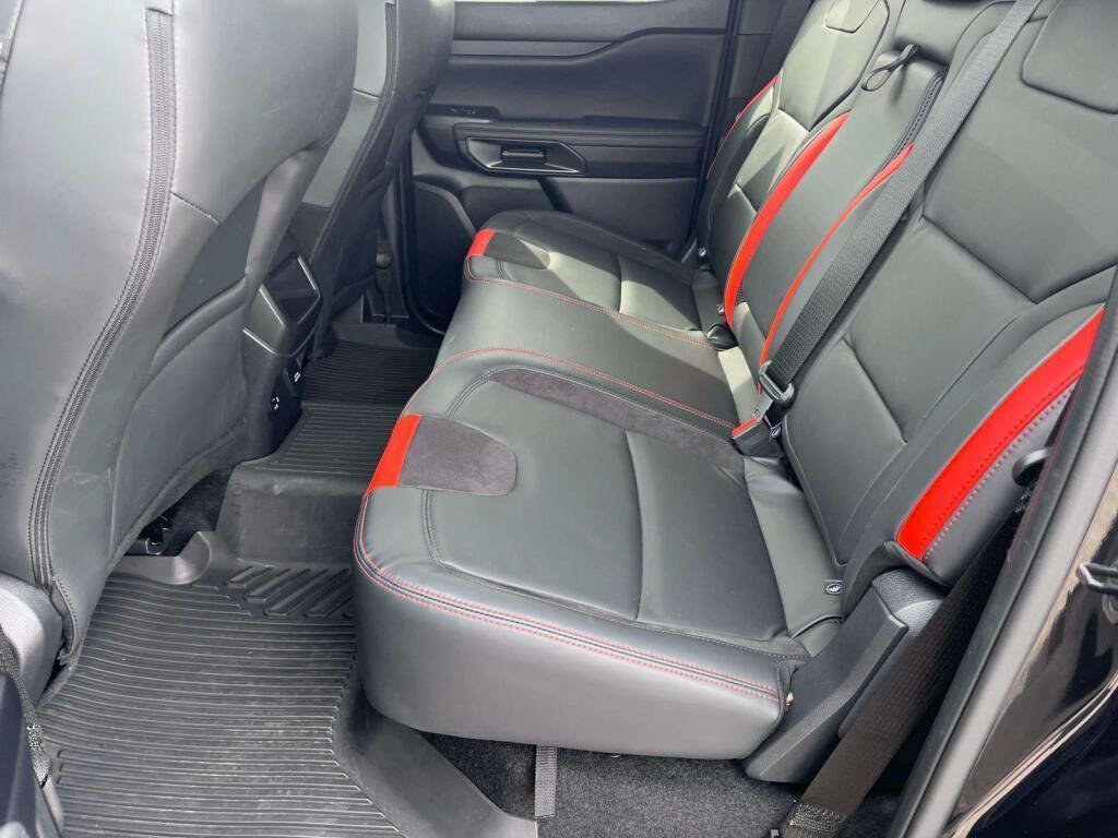 Certified 2025 Ford Ranger Raptor AWD/4WD image 17