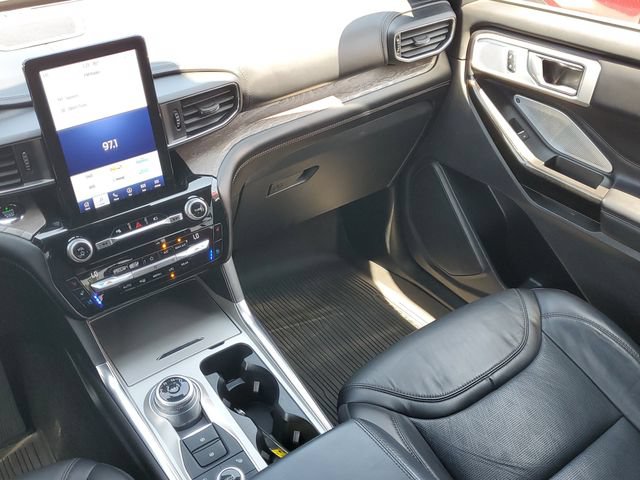 Certified 2021 Ford Explorer Platinum w/ Equipment Group 601A AWD/4WD image 32