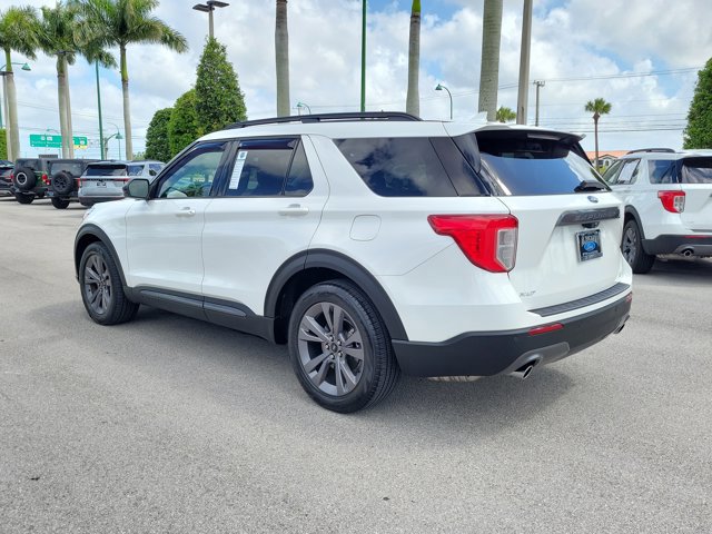 Certified 2022 Ford Explorer XLT w/ Equipment Group 202A image 2