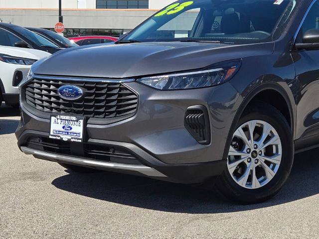 Certified 2023 Ford Escape Active AWD/4WD image 2