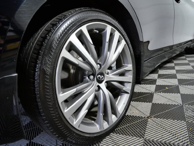Used 2018 INFINITI Q50 Sport AWD/4WD image 8