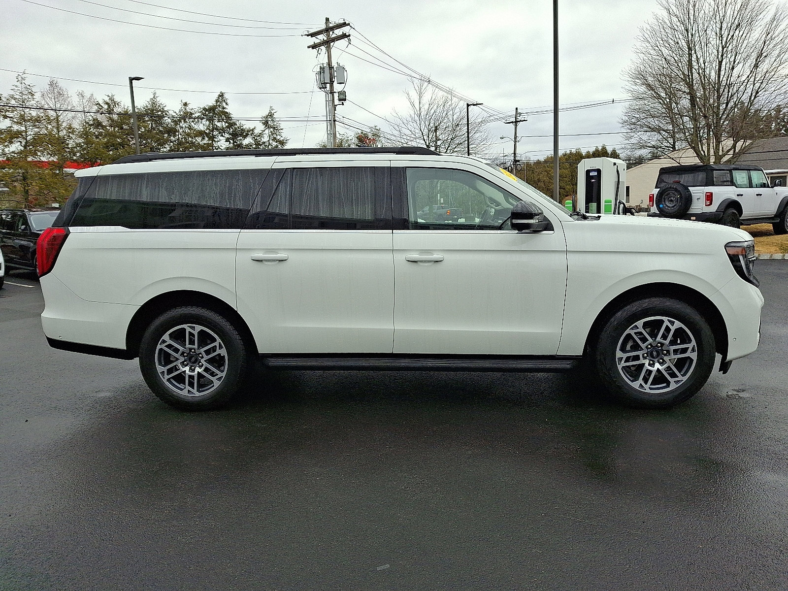 Certified 2025 Ford Expedition Max Active image 6