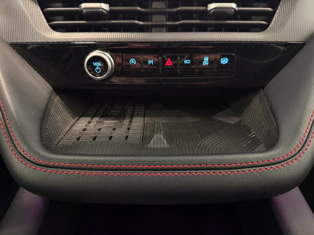 Certified 2025 Ford Explorer ST AWD/4WD image 32