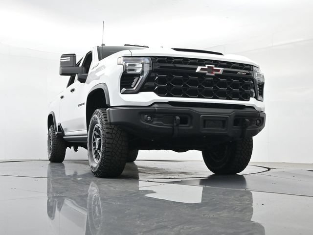 Used 2025 Chevrolet Silverado 2500 ZR2 w/ ZR2 Bison Edition AWD/4WD image 36