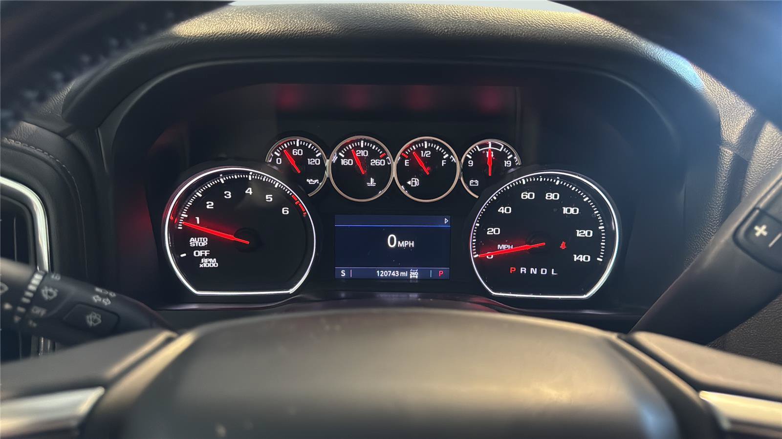 Used 2021 Chevrolet Silverado 1500 LT AWD/4WD image 15