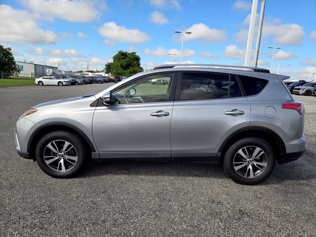 Used 2018 Toyota RAV4 XLE FWD image 4