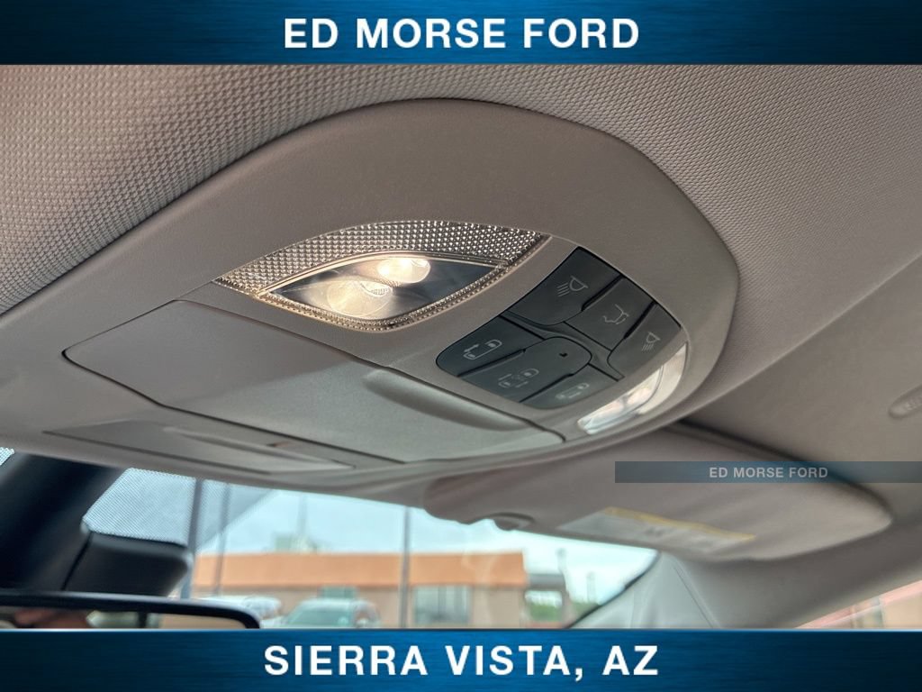 Used 2024 Chrysler Pacifica Touring-L FWD image 43