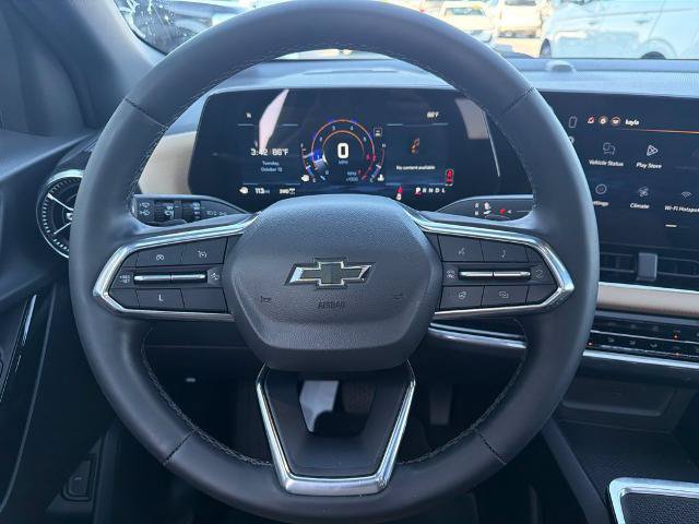 Used 2025 Chevrolet Equinox ACTIV AWD/4WD image 15