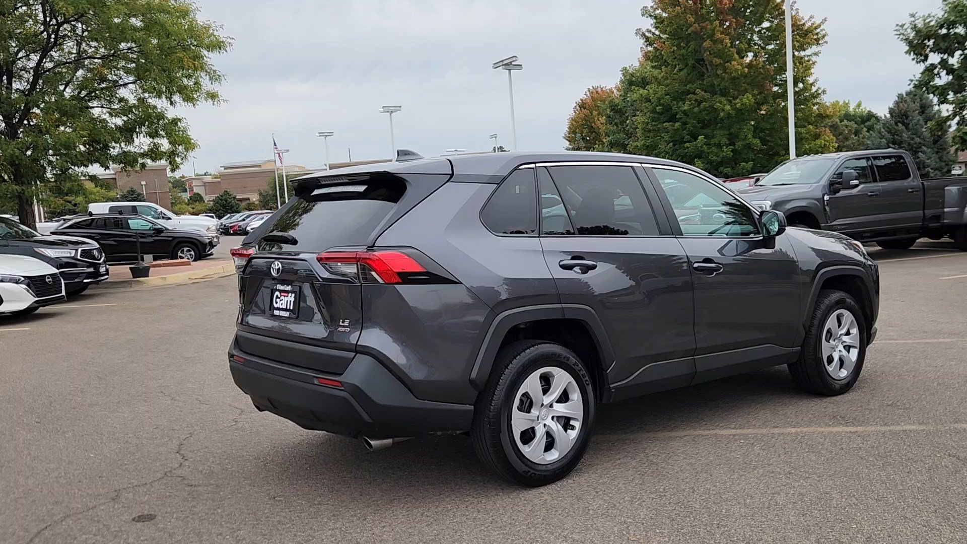 Used 2025 Toyota RAV4 LE AWD/4WD image 15