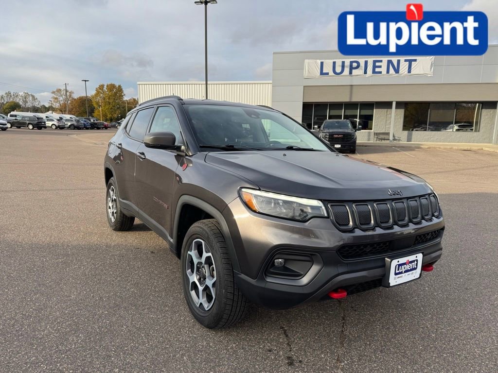 Used 2022 Jeep Compass Trailhawk w/ Trailhawk Elite Group image 1