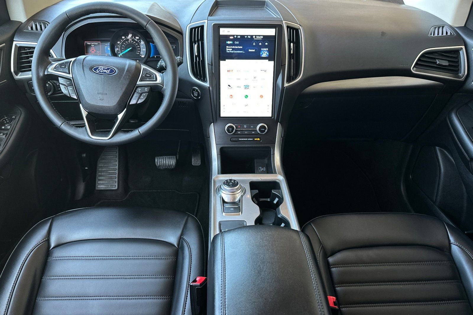 Certified 2024 Ford Edge SEL w/ Convenience Package AWD/4WD image 12