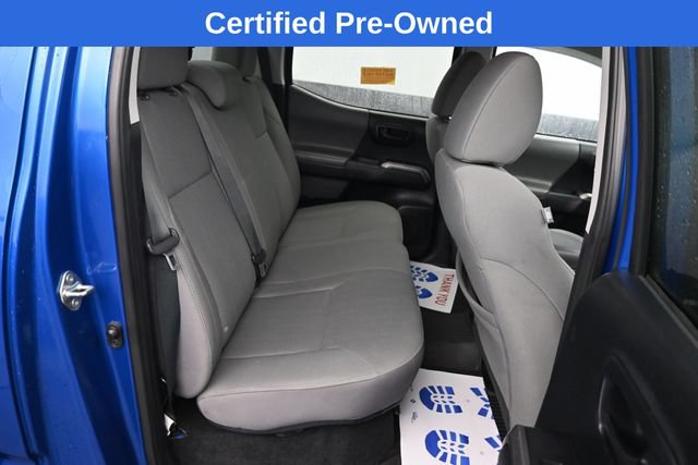 Used 2017 Toyota Tacoma SR5 w/ Exterior Package AWD/4WD image 6