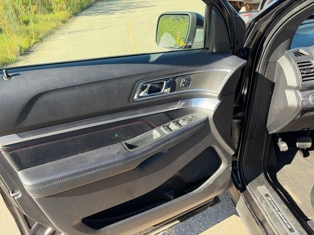 Certified 2018 Ford Explorer Sport AWD/4WD image 13