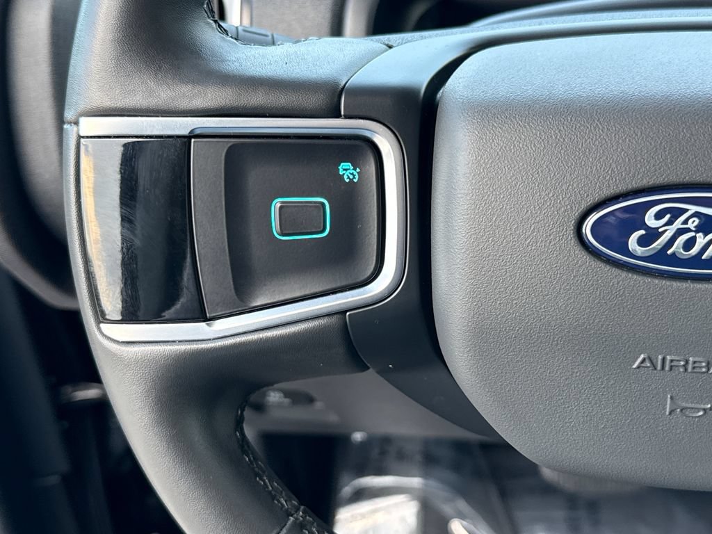 Certified 2025 Ford Expedition Active RWD image 16