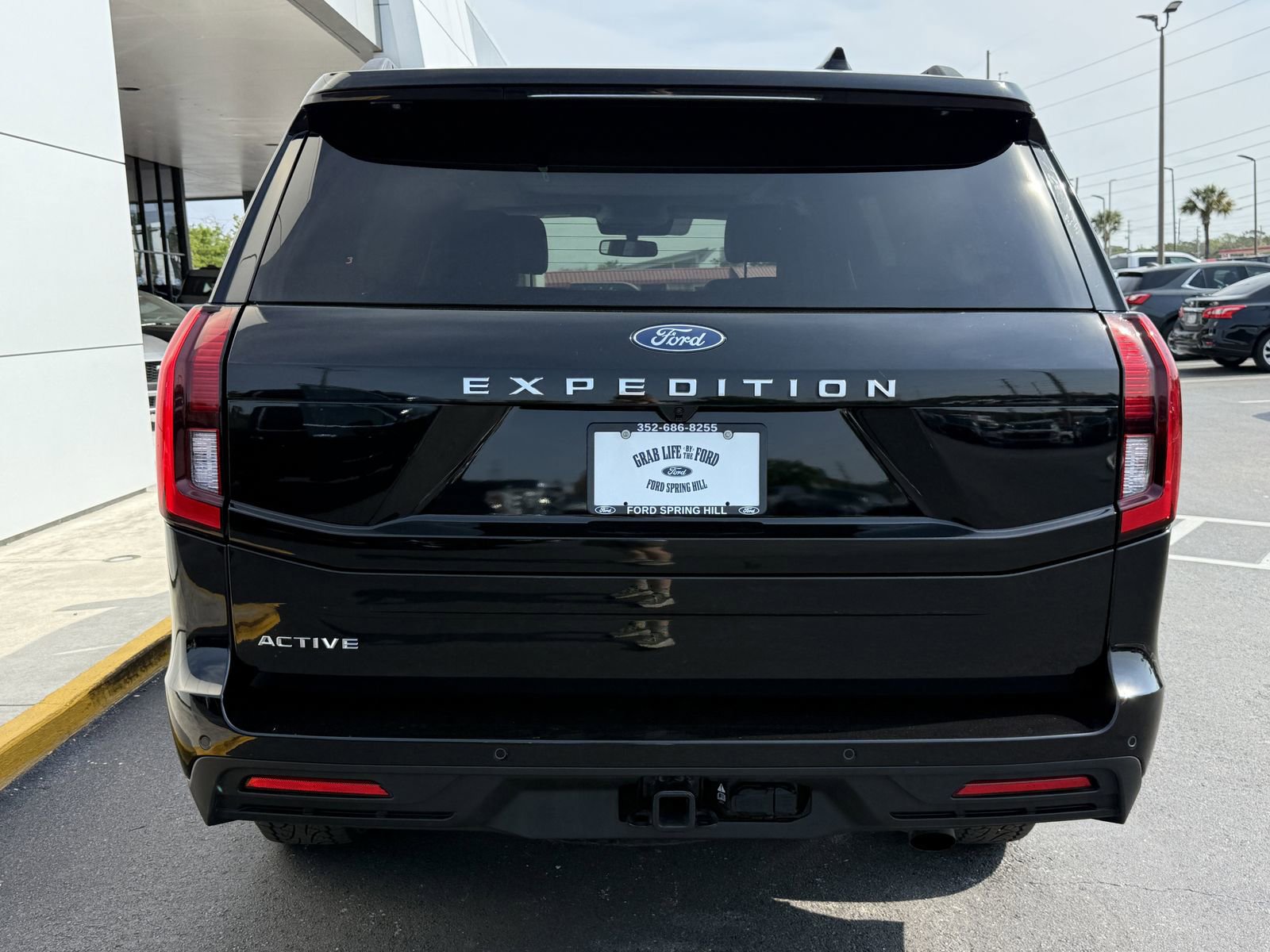 Certified 2025 Ford Expedition Active AWD/4WD image 5