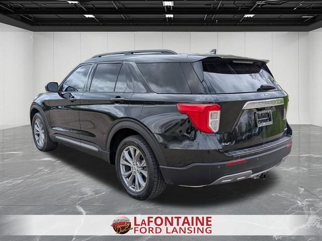Certified 2022 Ford Explorer XLT w/ Equipment Group 202A AWD/4WD image 3
