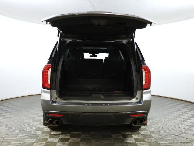 Used 2022 GMC Yukon XL AT4 w/ Technology Package image 25