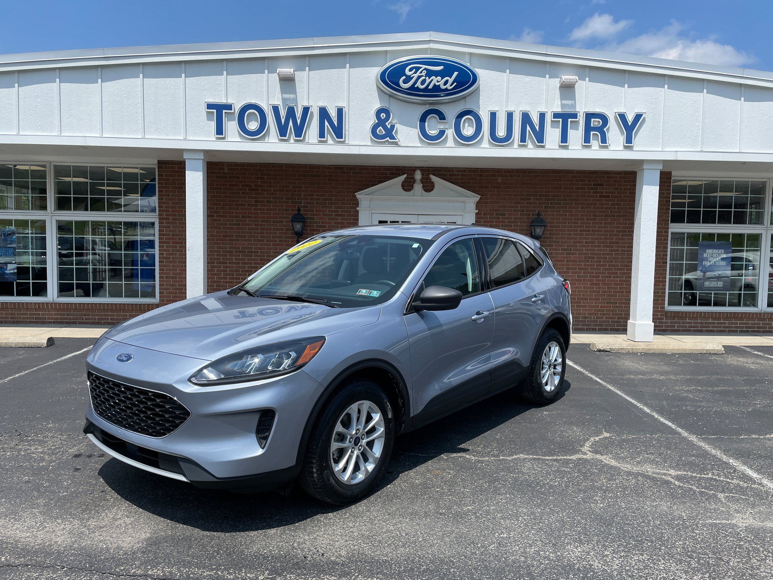 Certified 2022 Ford Escape SE w/ Convenience Package