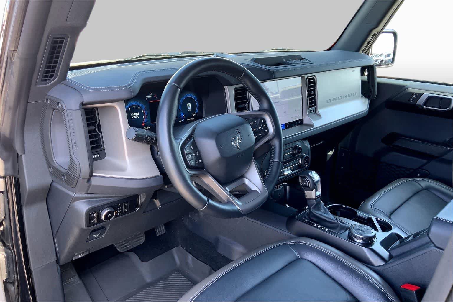 Certified 2025 Ford Bronco Outer Banks AWD/4WD image 18