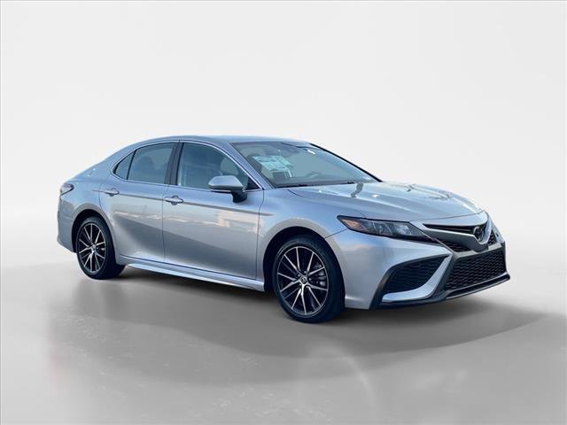 Used 2024 Toyota Camry SE image 8