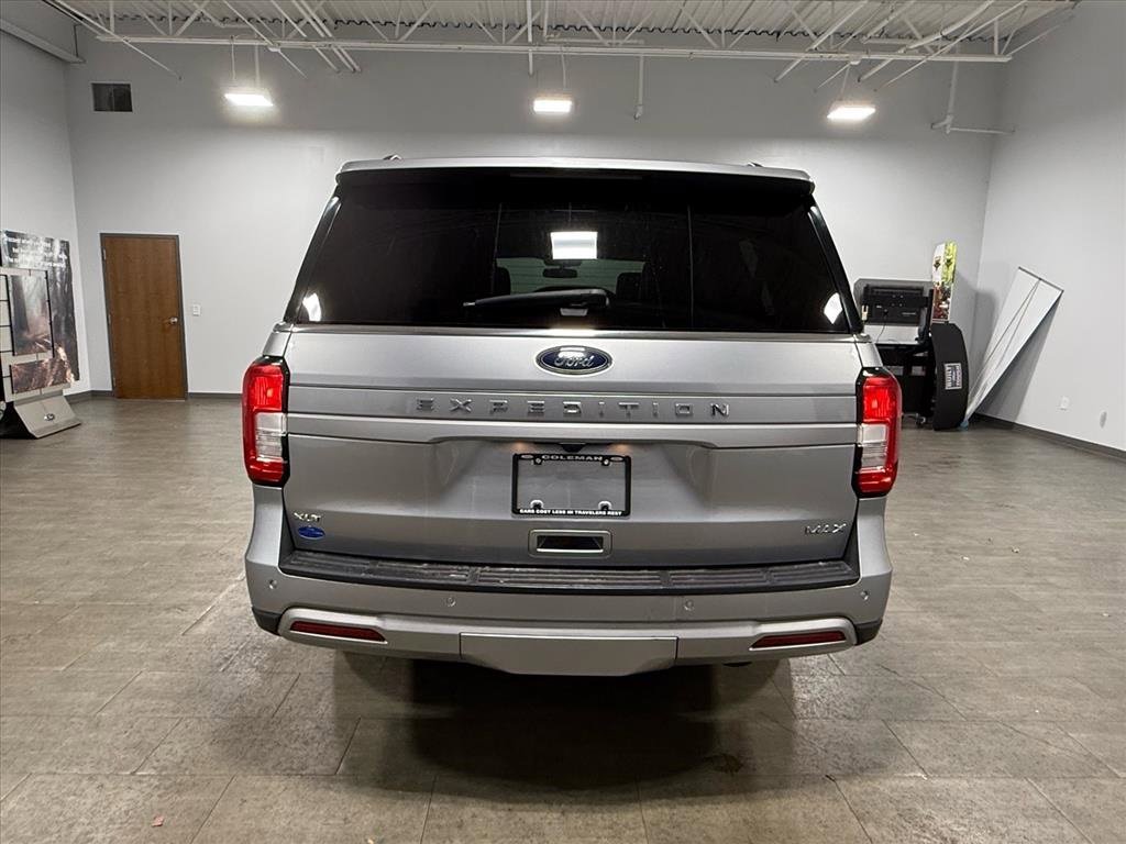 Certified 2023 Ford Expedition Max XLT image 5