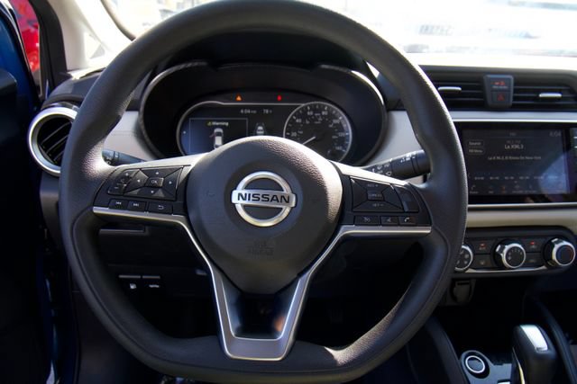 Used 2020 Nissan Versa SV FWD image 17