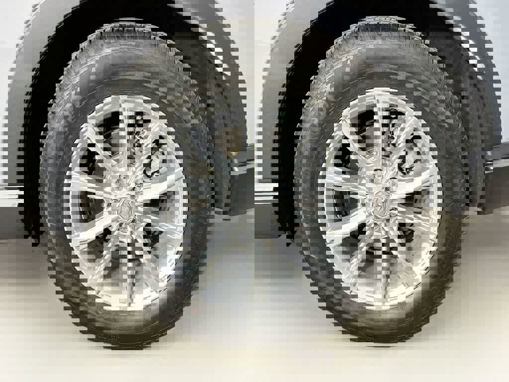 Used 2025 Honda CR-V EX image 8