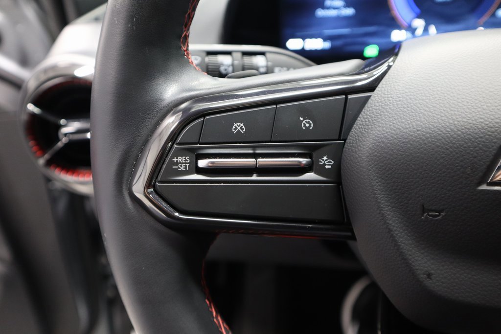 Used 2025 Chevrolet Equinox EV RS image 27