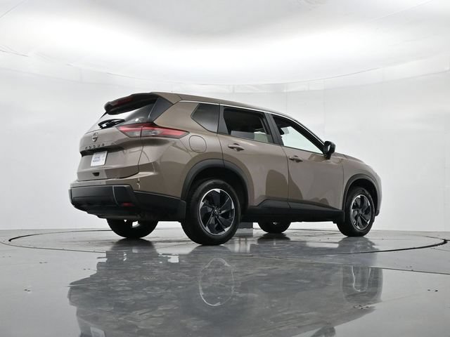 Used 2025 Nissan Rogue SV FWD image 31